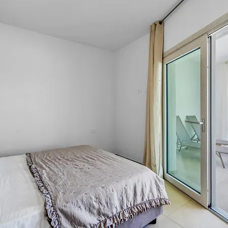 Exclusive White - With Pool - Sea View Апартаменти *