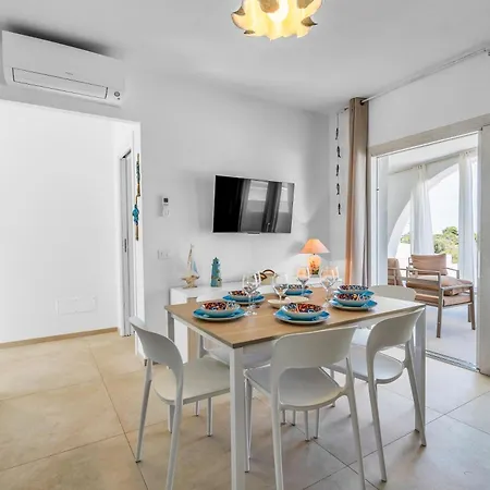 Exclusive White - With Pool - Sea View