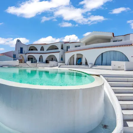 Апартаменти Exclusive White - With Pool - Sea View *