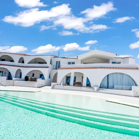 Exclusive White - With Pool - Sea View *